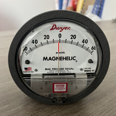 Dwyer Magnehelic Series 2000 differential pressure gauge 2000-60PA - front view
